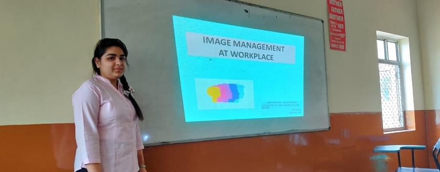 YMCA Institute for Office Management New Delhi Student Presentations photo 2